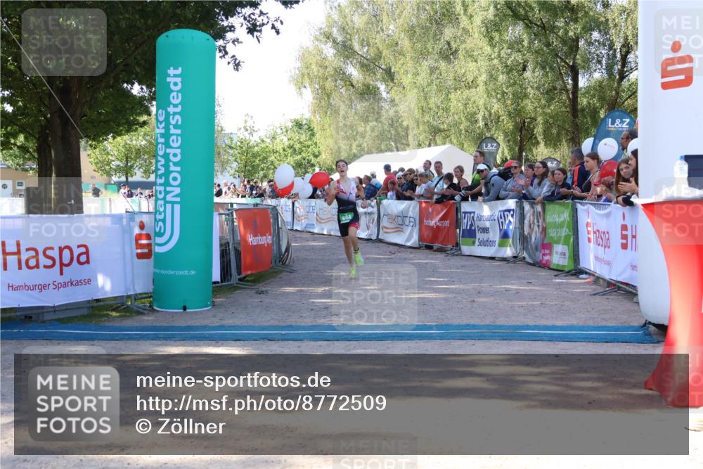 07.09.2025 - 19. Norderstedt Triathlon Zöllner http://msf.ph/oto/8772509 07.09.2025 10:50:13 Ziel 664 meine-sportfotos.de