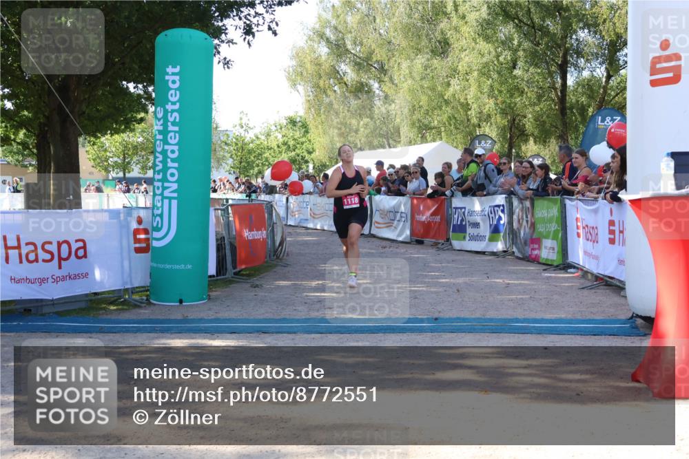 07.09.2025 - 19. Norderstedt Triathlon Zöllner http://msf.ph/oto/8772551 07.09.2025 10:50:30 Ziel 1118 meine-sportfotos.de
