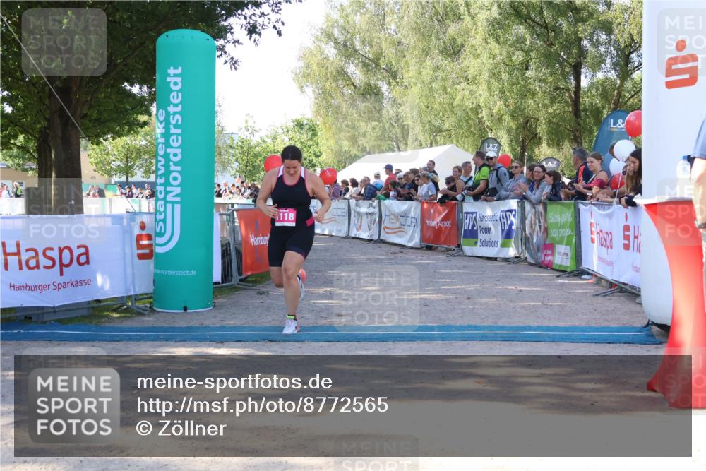 07.09.2025 - 19. Norderstedt Triathlon Zöllner http://msf.ph/oto/8772565 07.09.2025 10:50:31 Ziel 1118 meine-sportfotos.de