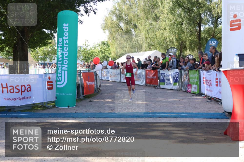 07.09.2025 - 19. Norderstedt Triathlon Zöllner http://msf.ph/oto/8772820 07.09.2025 10:52:38 Ziel 86 meine-sportfotos.de