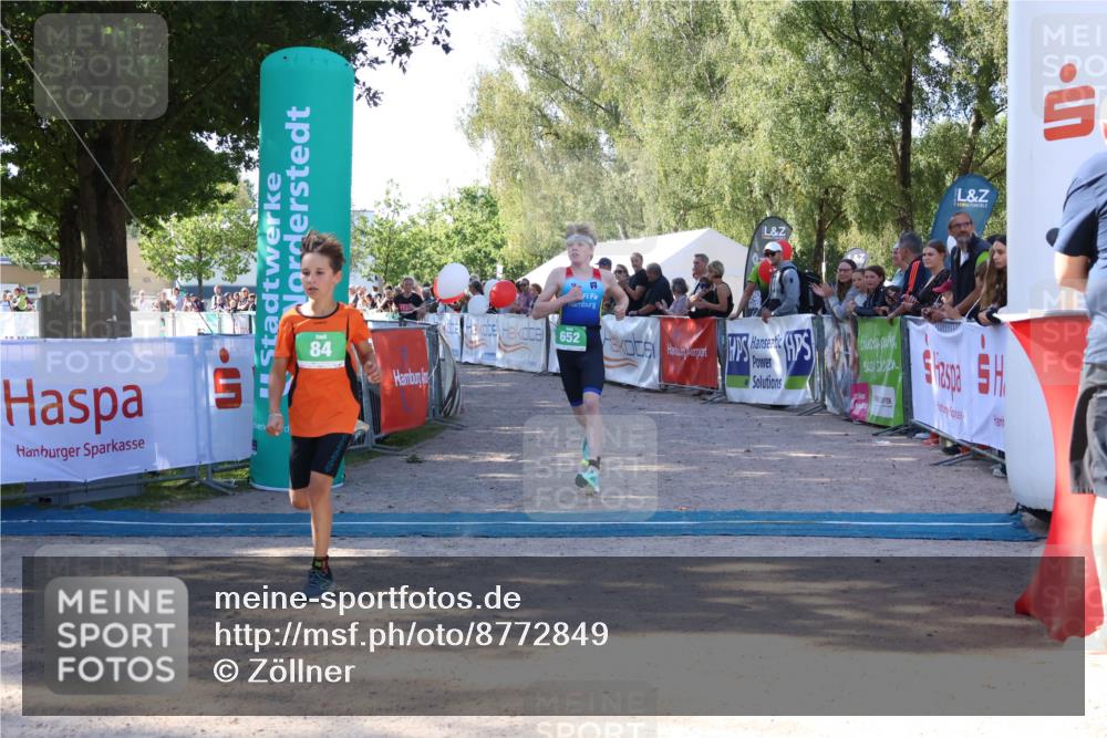 07.09.2025 - 19. Norderstedt Triathlon Zöllner http://msf.ph/oto/8772849 07.09.2025 10:52:51 Ziel 84, 652 meine-sportfotos.de