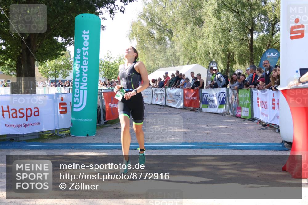 07.09.2025 - 19. Norderstedt Triathlon Zöllner http://msf.ph/oto/8772916 07.09.2025 10:53:00 Ziel 690, 1130 meine-sportfotos.de
