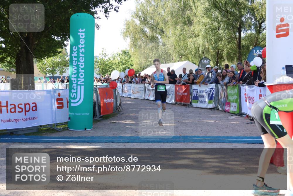 07.09.2025 - 19. Norderstedt Triathlon Zöllner http://msf.ph/oto/8772934 07.09.2025 10:53:53 Ziel 684 meine-sportfotos.de