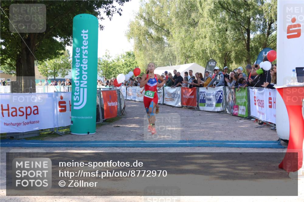 07.09.2025 - 19. Norderstedt Triathlon Zöllner http://msf.ph/oto/8772970 07.09.2025 10:54:05 Ziel 96, 672 meine-sportfotos.de