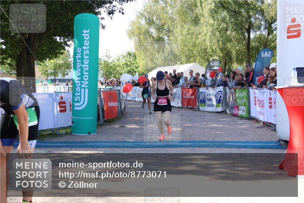 07.09.2025 - 19. Norderstedt Triathlon Zöllner http://msf.ph/oto/8773071 07.09.2025 10:54:42 Ziel 657, 1131 meine-sportfotos.de