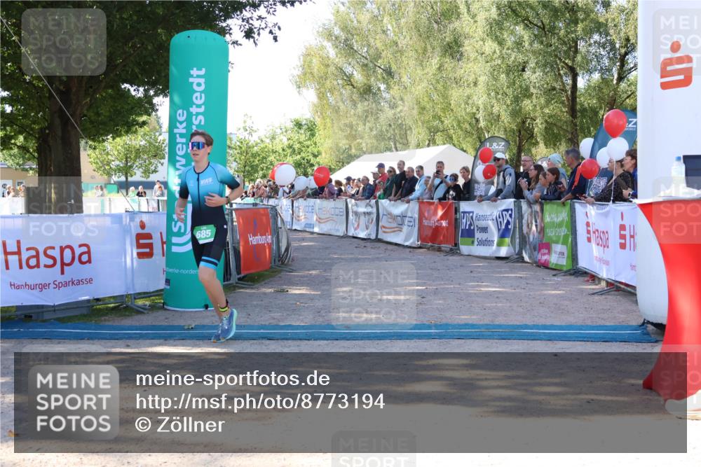 07.09.2025 - 19. Norderstedt Triathlon Zöllner http://msf.ph/oto/8773194 07.09.2025 10:55:38 Ziel 685 meine-sportfotos.de