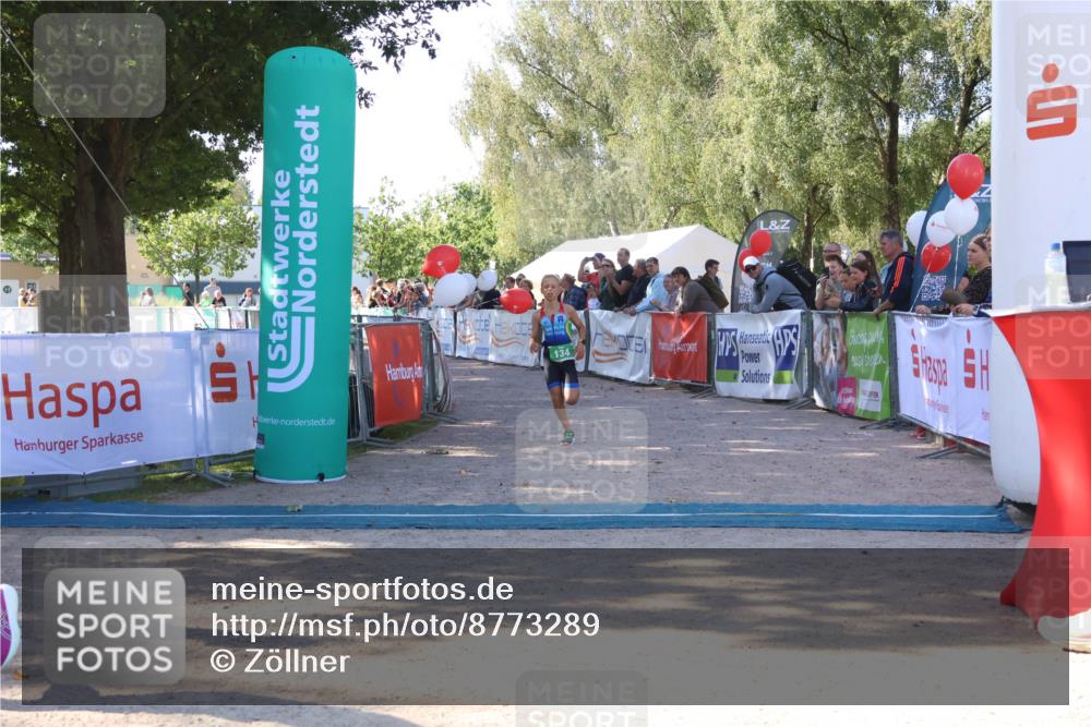 07.09.2025 - 19. Norderstedt Triathlon Zöllner http://msf.ph/oto/8773289 07.09.2025 10:56:01 Ziel 134, 637, 661, 680 meine-sportfotos.de