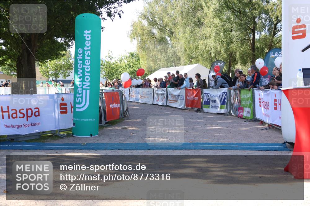 07.09.2025 - 19. Norderstedt Triathlon Zöllner http://msf.ph/oto/8773316 07.09.2025 10:56:07 Ziel 134 meine-sportfotos.de