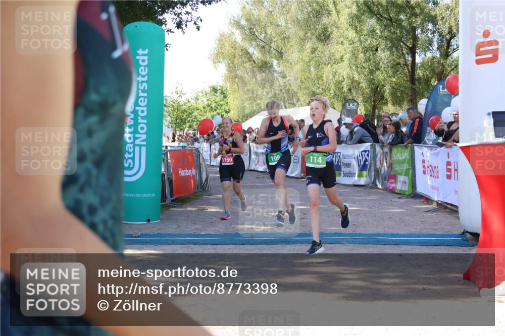 07.09.2025 - 19. Norderstedt Triathlon Zöllner http://msf.ph/oto/8773398 07.09.2025 10:56:27 Ziel 109, 114, 668, 1150 meine-sportfotos.de