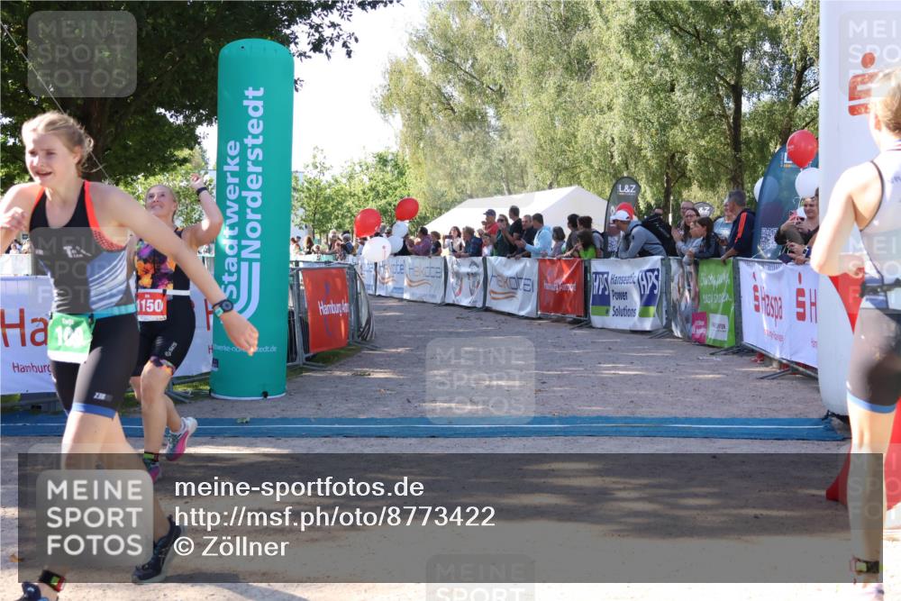 07.09.2025 - 19. Norderstedt Triathlon Zöllner http://msf.ph/oto/8773422 07.09.2025 10:56:29 Ziel 109, 114, 1150 meine-sportfotos.de