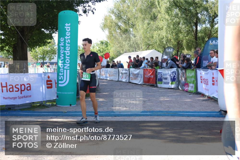 07.09.2025 - 19. Norderstedt Triathlon Zöllner http://msf.ph/oto/8773527 07.09.2025 10:56:56 Ziel 651 meine-sportfotos.de
