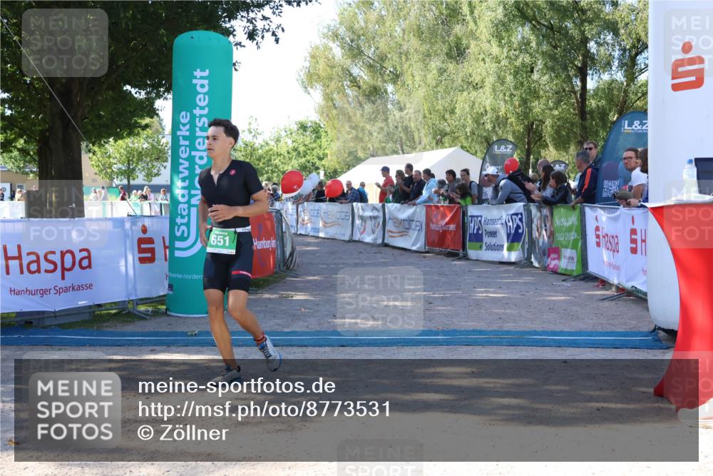 07.09.2025 - 19. Norderstedt Triathlon Zöllner http://msf.ph/oto/8773531 07.09.2025 10:56:56 Ziel 651 meine-sportfotos.de