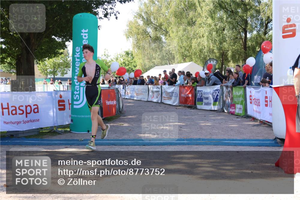 07.09.2025 - 19. Norderstedt Triathlon Zöllner http://msf.ph/oto/8773752 07.09.2025 10:57:54 Ziel 655, 1125 meine-sportfotos.de
