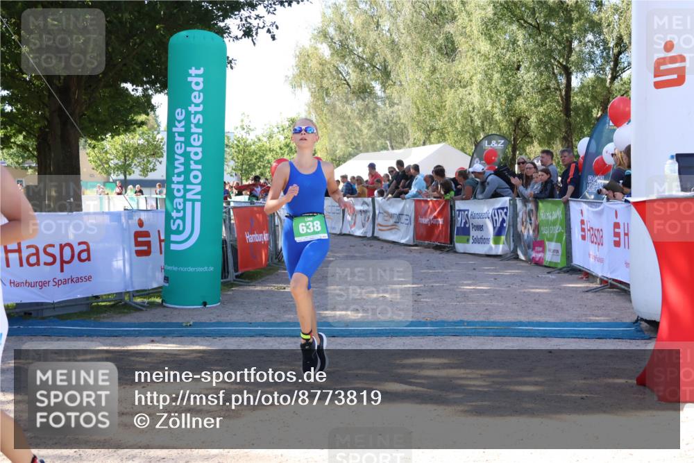07.09.2025 - 19. Norderstedt Triathlon Zöllner http://msf.ph/oto/8773819 07.09.2025 10:58:10 Ziel 60, 115, 638 meine-sportfotos.de