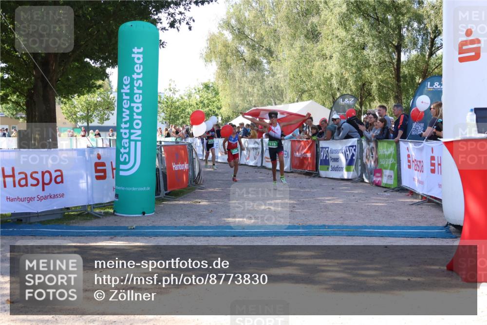 07.09.2025 - 19. Norderstedt Triathlon Zöllner http://msf.ph/oto/8773830 07.09.2025 10:58:13 Ziel 60, 108, 115, 638, 670 meine-sportfotos.de