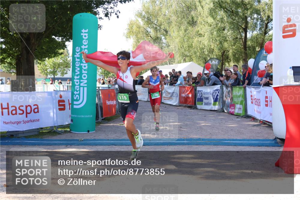07.09.2025 - 19. Norderstedt Triathlon Zöllner http://msf.ph/oto/8773855 07.09.2025 10:58:15 Ziel 60, 108, 115, 638, 670 meine-sportfotos.de