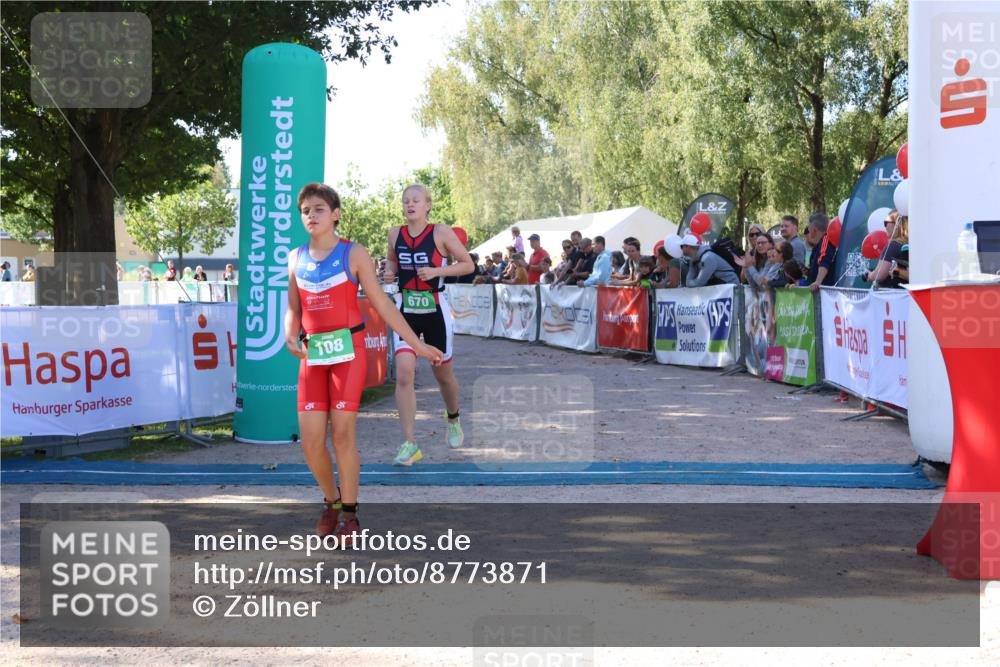 07.09.2025 - 19. Norderstedt Triathlon Zöllner http://msf.ph/oto/8773871 07.09.2025 10:58:17 Ziel 108, 115, 670 meine-sportfotos.de