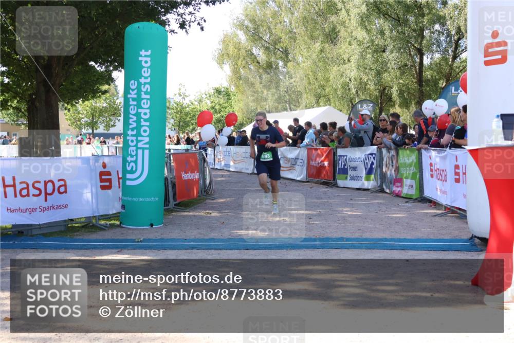 07.09.2025 - 19. Norderstedt Triathlon Zöllner http://msf.ph/oto/8773883 07.09.2025 10:58:33 Ziel 57, 693 meine-sportfotos.de