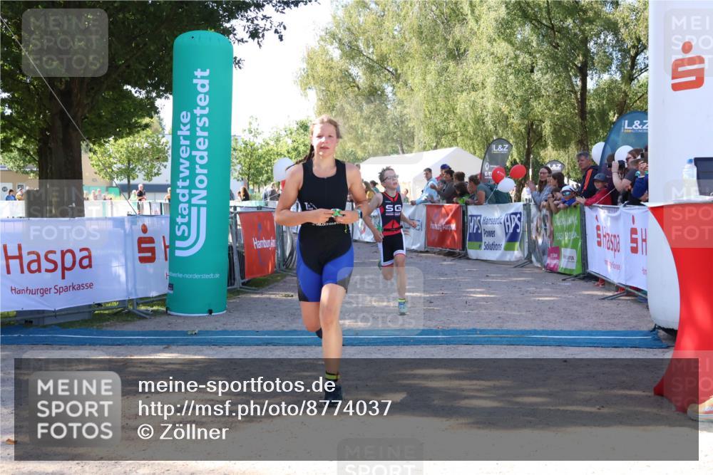 07.09.2025 - 19. Norderstedt Triathlon Zöllner http://msf.ph/oto/8774037 07.09.2025 10:59:43 Ziel 64, 83, 1113 meine-sportfotos.de
