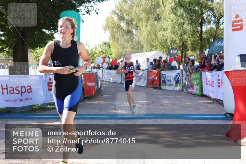 07.09.2025 - 19. Norderstedt Triathlon Zöllner http://msf.ph/oto/8774045 07.09.2025 10:59:43 Ziel 64, 83, 1113 meine-sportfotos.de
