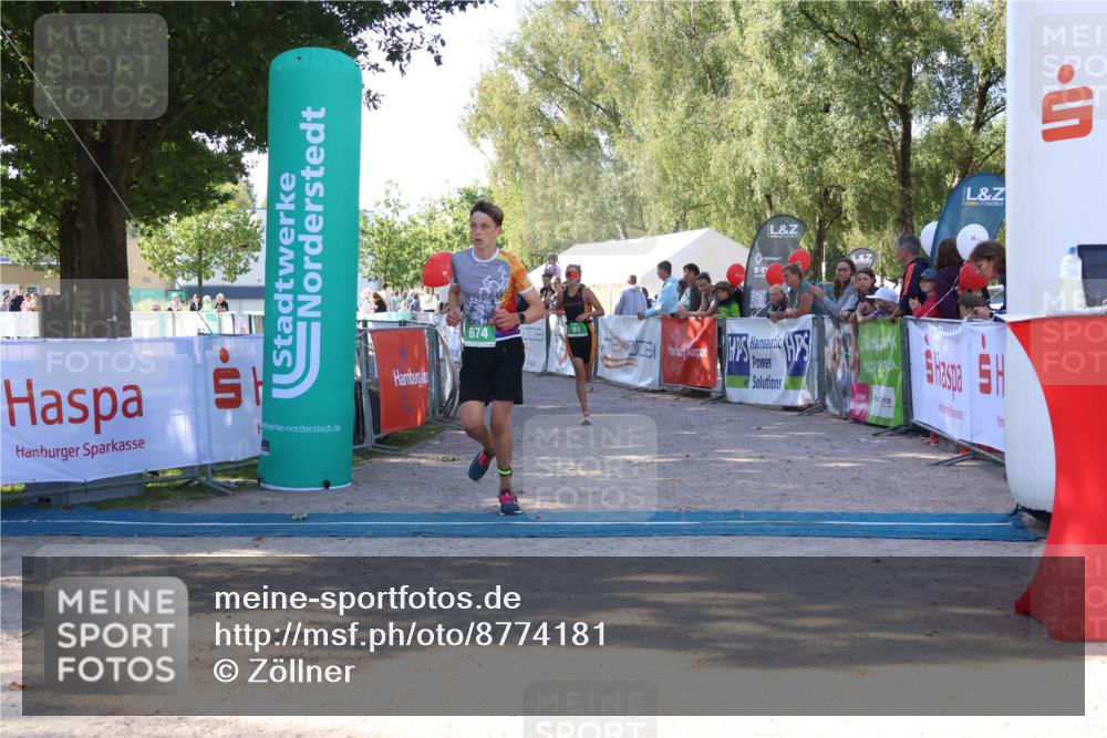 07.09.2025 - 19. Norderstedt Triathlon Zöllner http://msf.ph/oto/8774181 07.09.2025 11:00:29 Ziel 91, 674, 683 meine-sportfotos.de