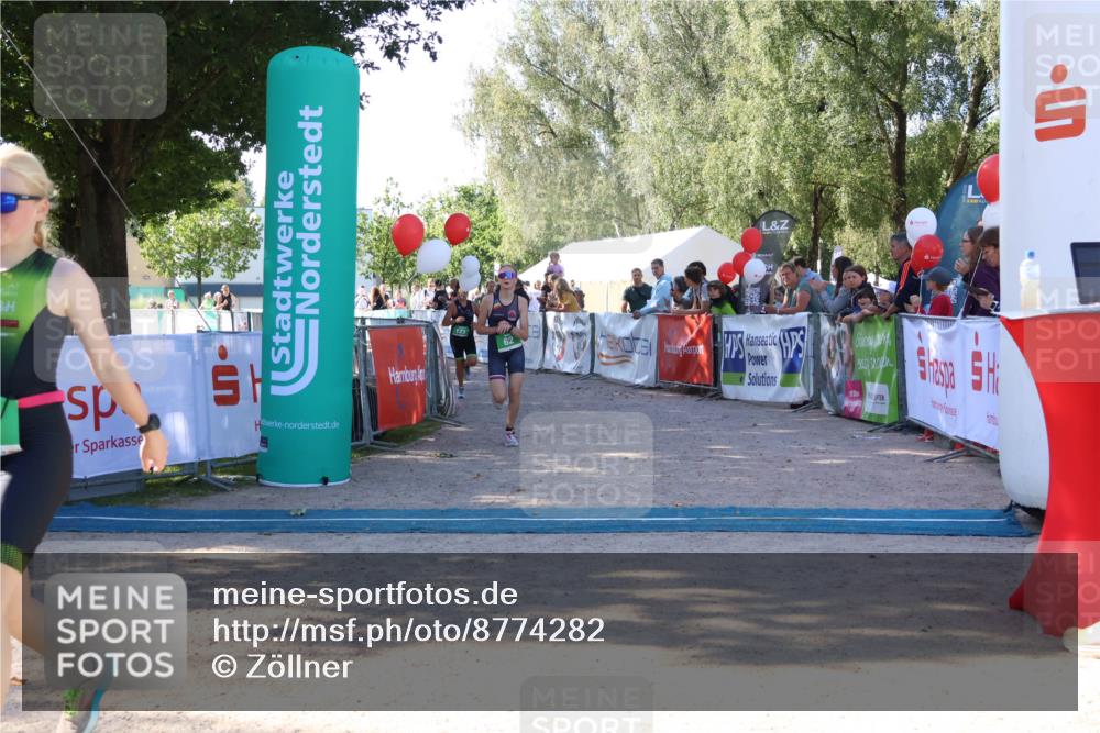 07.09.2025 - 19. Norderstedt Triathlon Zöllner http://msf.ph/oto/8774282 07.09.2025 11:01:12 Ziel 62, 123, 127 meine-sportfotos.de