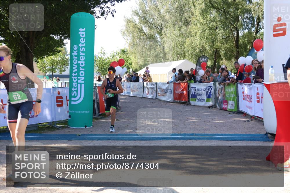 07.09.2025 - 19. Norderstedt Triathlon Zöllner http://msf.ph/oto/8774304 07.09.2025 11:01:15 Ziel 62, 123, 127 meine-sportfotos.de