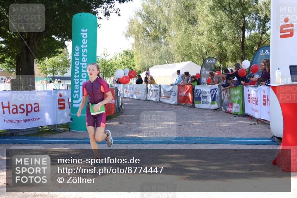 07.09.2025 - 19. Norderstedt Triathlon Zöllner http://msf.ph/oto/8774447 07.09.2025 11:02:03 Ziel 74 meine-sportfotos.de