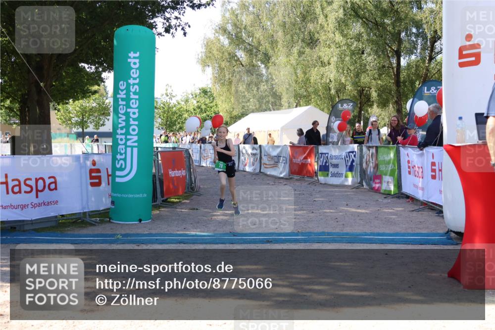 07.09.2025 - 19. Norderstedt Triathlon Zöllner http://msf.ph/oto/8775066 07.09.2025 11:09:01 Ziel 78, 653 meine-sportfotos.de