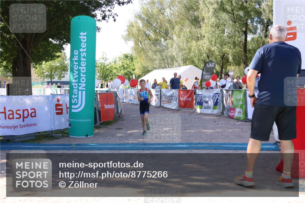 07.09.2025 - 19. Norderstedt Triathlon Zöllner http://msf.ph/oto/8775266 07.09.2025 11:15:40 Ziel 98 meine-sportfotos.de