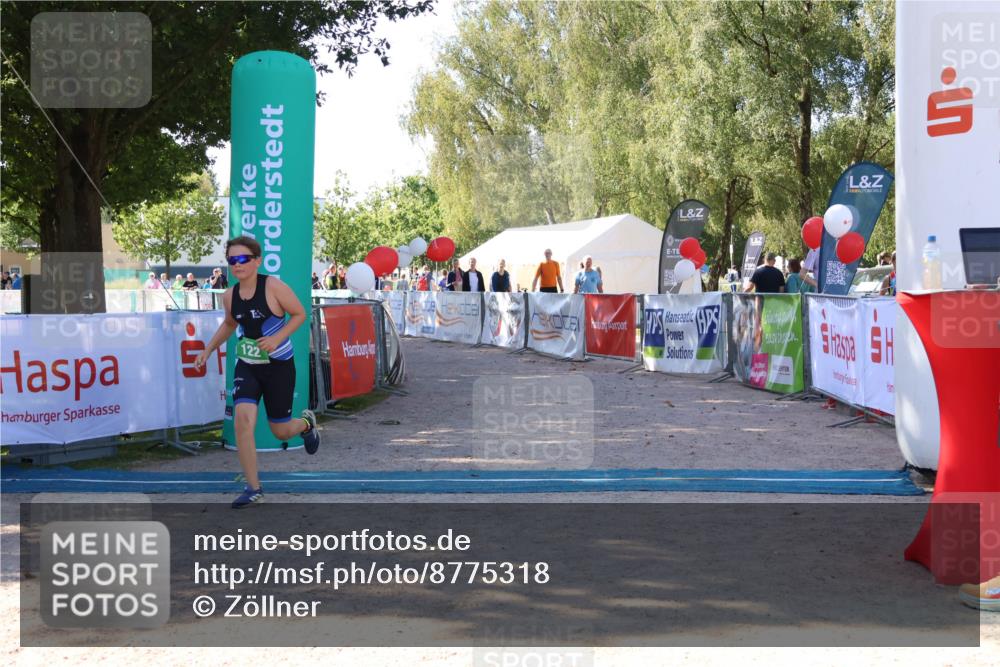 07.09.2025 - 19. Norderstedt Triathlon Zöllner http://msf.ph/oto/8775318 07.09.2025 11:16:09 Ziel 122 meine-sportfotos.de