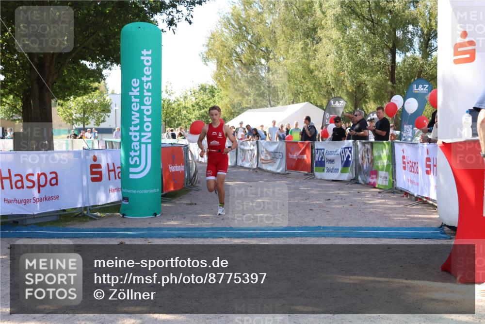 07.09.2025 - 19. Norderstedt Triathlon Zöllner http://msf.ph/oto/8775397 07.09.2025 11:45:03 Ziel 1163 meine-sportfotos.de