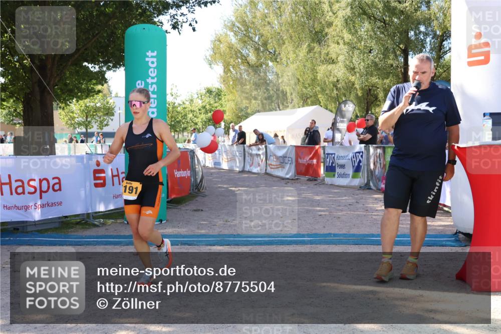 07.09.2025 - 19. Norderstedt Triathlon Zöllner http://msf.ph/oto/8775504 07.09.2025 11:47:22 Ziel 1191 meine-sportfotos.de