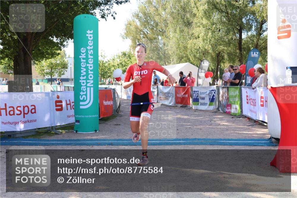 07.09.2025 - 19. Norderstedt Triathlon Zöllner http://msf.ph/oto/8775584 07.09.2025 11:49:07 Ziel 231 meine-sportfotos.de