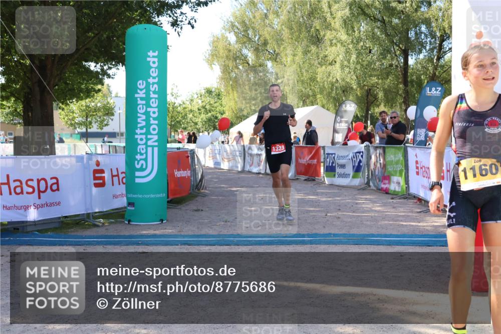 07.09.2025 - 19. Norderstedt Triathlon Zöllner http://msf.ph/oto/8775686 07.09.2025 11:50:27 Ziel 1323 meine-sportfotos.de