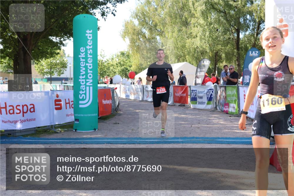 07.09.2025 - 19. Norderstedt Triathlon Zöllner http://msf.ph/oto/8775690 07.09.2025 11:50:27 Ziel 1323 meine-sportfotos.de