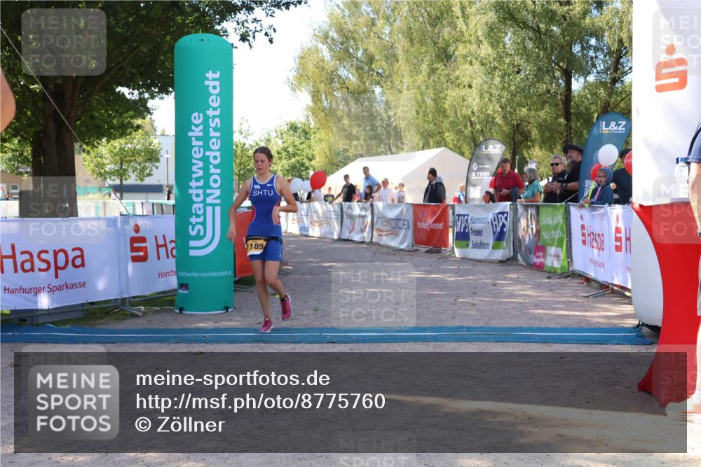 07.09.2025 - 19. Norderstedt Triathlon Zöllner http://msf.ph/oto/8775760 07.09.2025 11:51:07 Ziel 225, 1185, 1335 meine-sportfotos.de