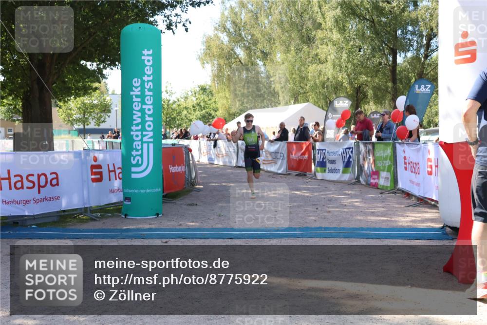 07.09.2025 - 19. Norderstedt Triathlon Zöllner http://msf.ph/oto/8775922 07.09.2025 11:54:07 Ziel 1180 meine-sportfotos.de