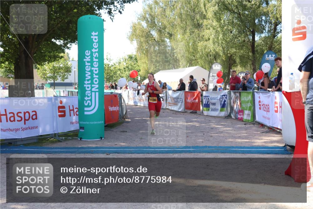07.09.2025 - 19. Norderstedt Triathlon Zöllner http://msf.ph/oto/8775984 07.09.2025 11:54:23 Ziel 1168, 1196 meine-sportfotos.de