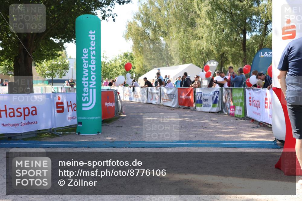 07.09.2025 - 19. Norderstedt Triathlon Zöllner http://msf.ph/oto/8776106 07.09.2025 11:56:42 Ziel  meine-sportfotos.de