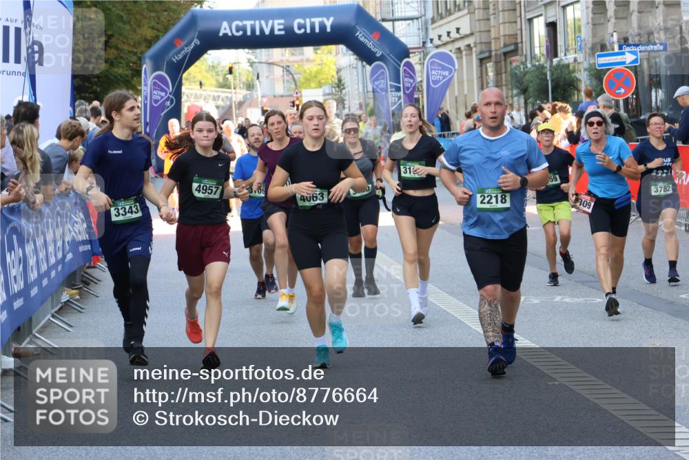 07.09.2025 - BARMER Alsterlauf Strokosch-Dieckow http://msf.ph/oto/8776664 07.09.2025 10:07:31 Ziel 2292, 2315, 2965, 3063, 3244, 3473, 3797, 3837, 3844, 4124, 4256, 4610, 4771, 4860, 5173, 5190, 5212, 5315, 5402, 5475, 5520, 5935, 5939, 6100, 6146, 6167, 6219, 6343 meine-sportfotos.de