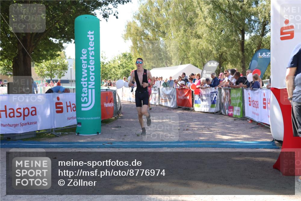 07.09.2025 - 19. Norderstedt Triathlon Zöllner http://msf.ph/oto/8776974 07.09.2025 12:07:47 Ziel 821, 1200, 1314 meine-sportfotos.de