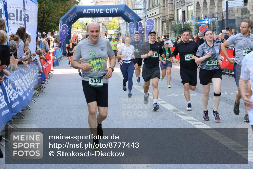 07.09.2025 - BARMER Alsterlauf Strokosch-Dieckow http://msf.ph/oto/8777443 07.09.2025 10:07:08 Ziel 2109, 2110, 2233, 2353, 2372, 2520, 2637, 2662, 2755, 2893, 2939, 2962, 3108, 3109, 3196, 3265, 3343, 3782, 3820, 3864, 3976, 4061, 4063, 4110, 4309, 4859, 4957, 5060, 5399, 5524, 5593, 5854, 5932, 6061, 6140, 6141, 8282 meine-sportfotos.de