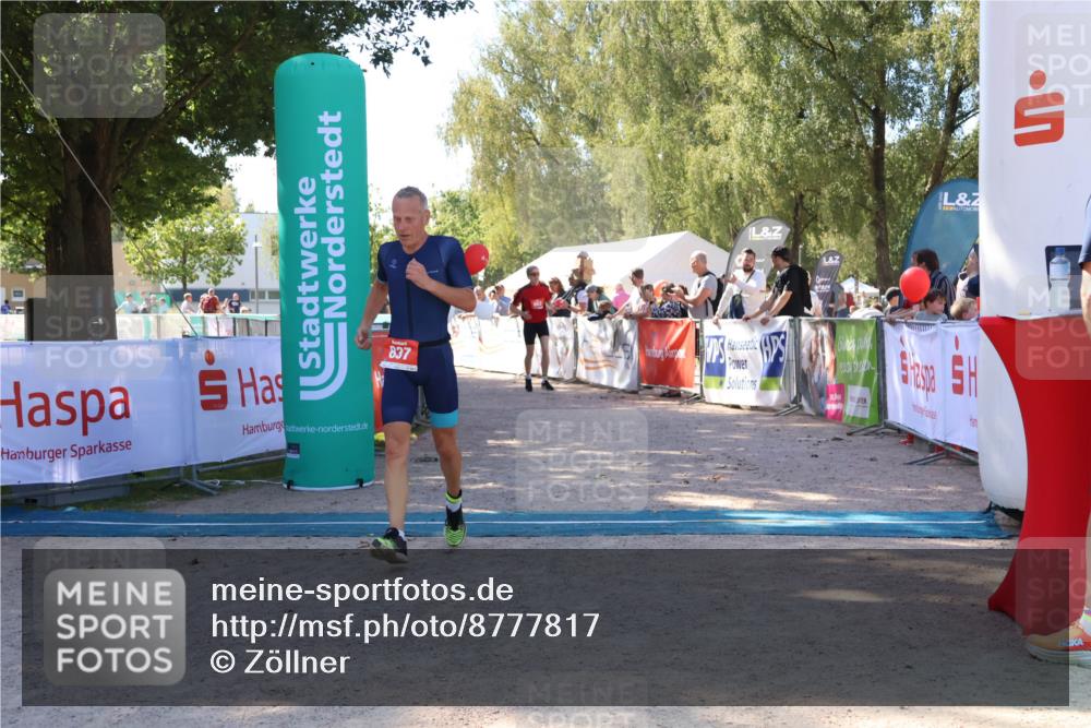 07.09.2025 - 19. Norderstedt Triathlon Zöllner http://msf.ph/oto/8777817 07.09.2025 12:20:13 Ziel 837, 862 meine-sportfotos.de