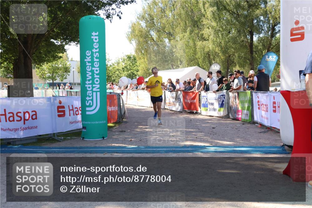 07.09.2025 - 19. Norderstedt Triathlon Zöllner http://msf.ph/oto/8778004 07.09.2025 12:23:49 Ziel 148, 228 meine-sportfotos.de