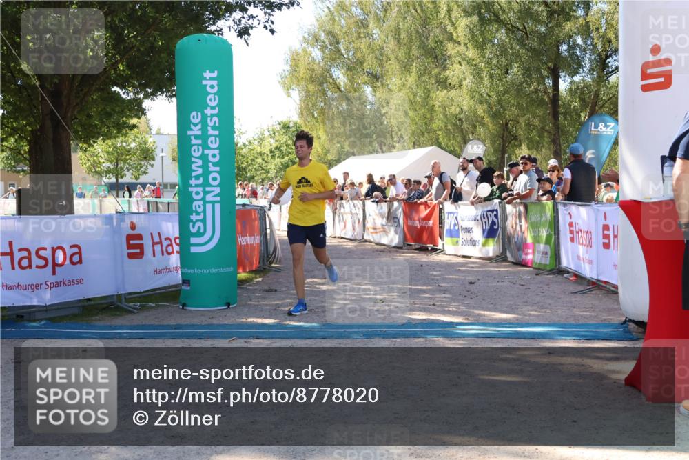 07.09.2025 - 19. Norderstedt Triathlon Zöllner http://msf.ph/oto/8778020 07.09.2025 12:23:50 Ziel 228 meine-sportfotos.de
