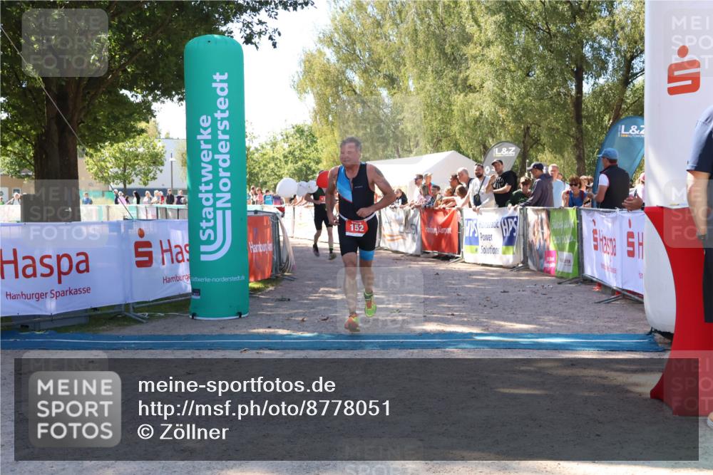 07.09.2025 - 19. Norderstedt Triathlon Zöllner http://msf.ph/oto/8778051 07.09.2025 12:24:21 Ziel 138, 152 meine-sportfotos.de