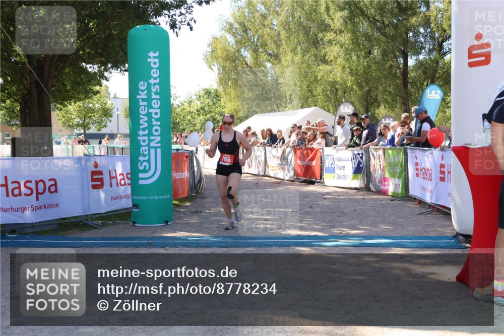 07.09.2025 - 19. Norderstedt Triathlon Zöllner http://msf.ph/oto/8778234 07.09.2025 12:27:37 Ziel 765 meine-sportfotos.de