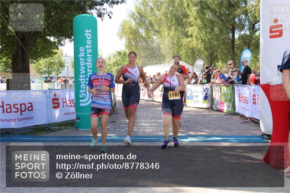 07.09.2025 - 19. Norderstedt Triathlon Zöllner http://msf.ph/oto/8778346 07.09.2025 12:29:03 Ziel 736, 1197, 1348 meine-sportfotos.de