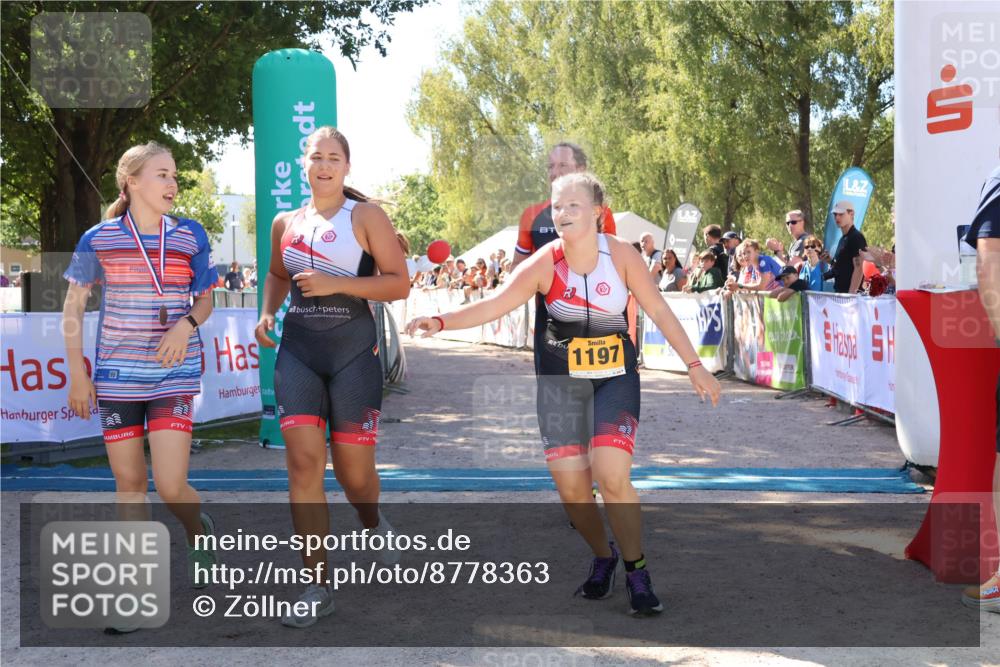 07.09.2025 - 19. Norderstedt Triathlon Zöllner http://msf.ph/oto/8778363 07.09.2025 12:29:05 Ziel 736, 1197, 1348 meine-sportfotos.de